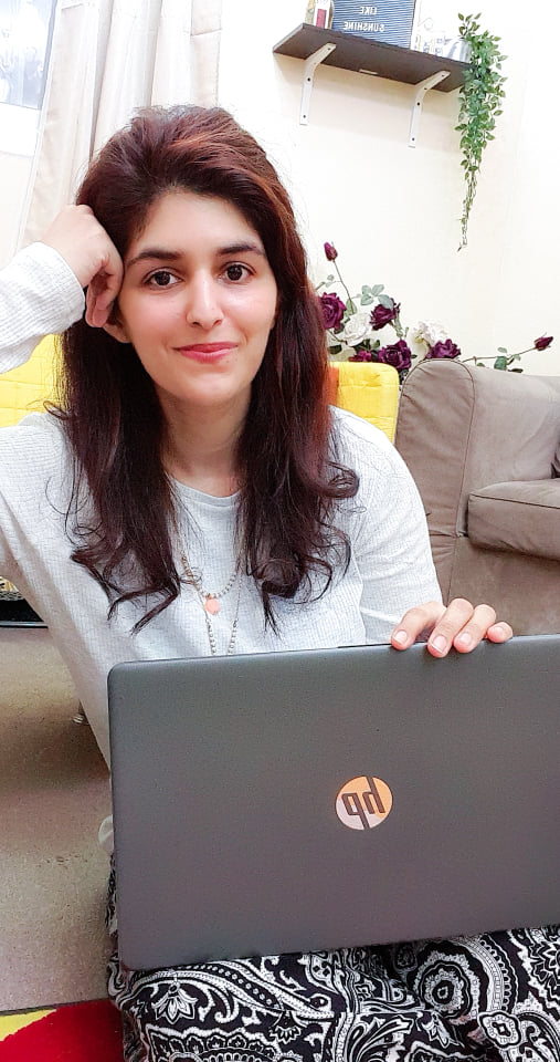 Saima Nadeem Blogging